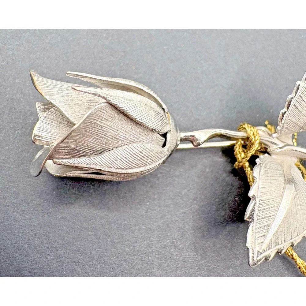 Vintage Giovanni Christmas Rose Brooch Flower 1966 w/ Original Tag Silver Tone
